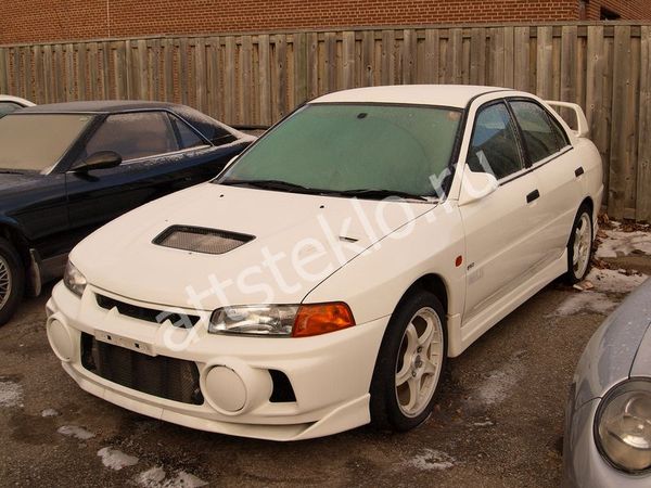 Автостекла Mitsubishi Lancer Evolution IV c установкой в Москве